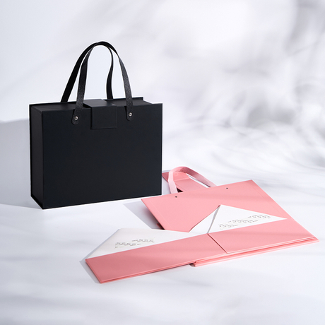 Foldable Magnetic Gift Box with Handle