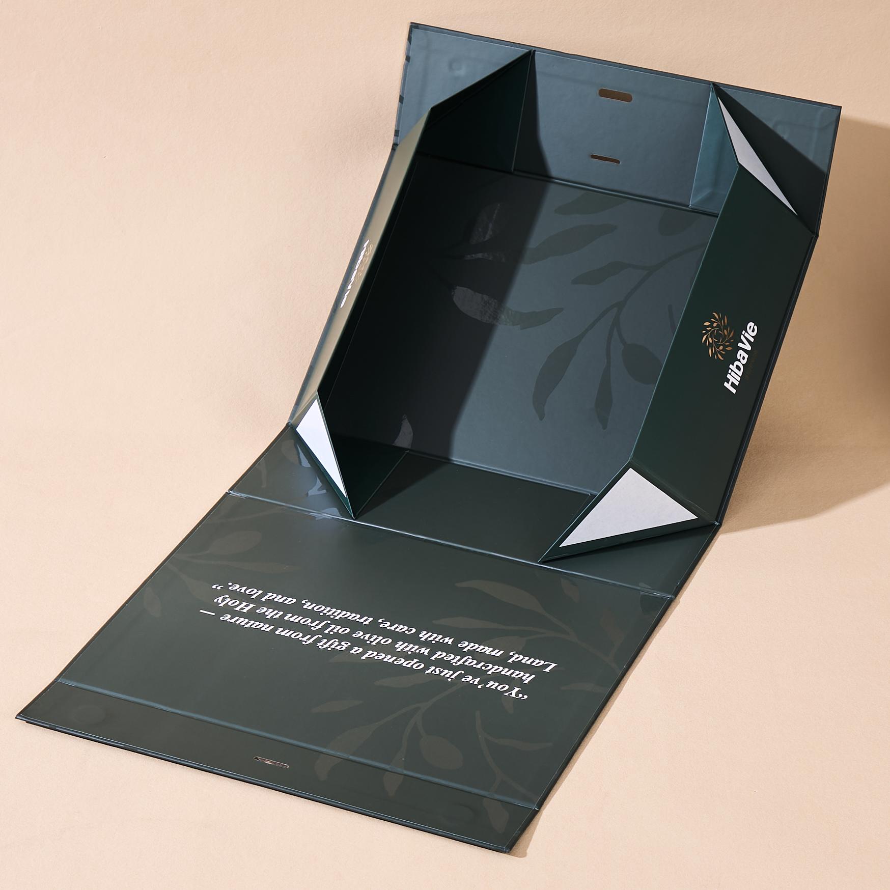 Foldable Magnetic Gift Box with Ribbon