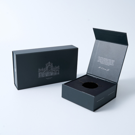 Custom Foldable Magnetic Gift Box with Insert