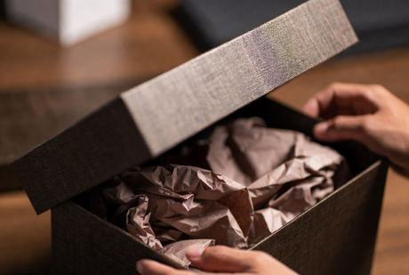 Luxury Rigid Box Unboxing Moment.jpg