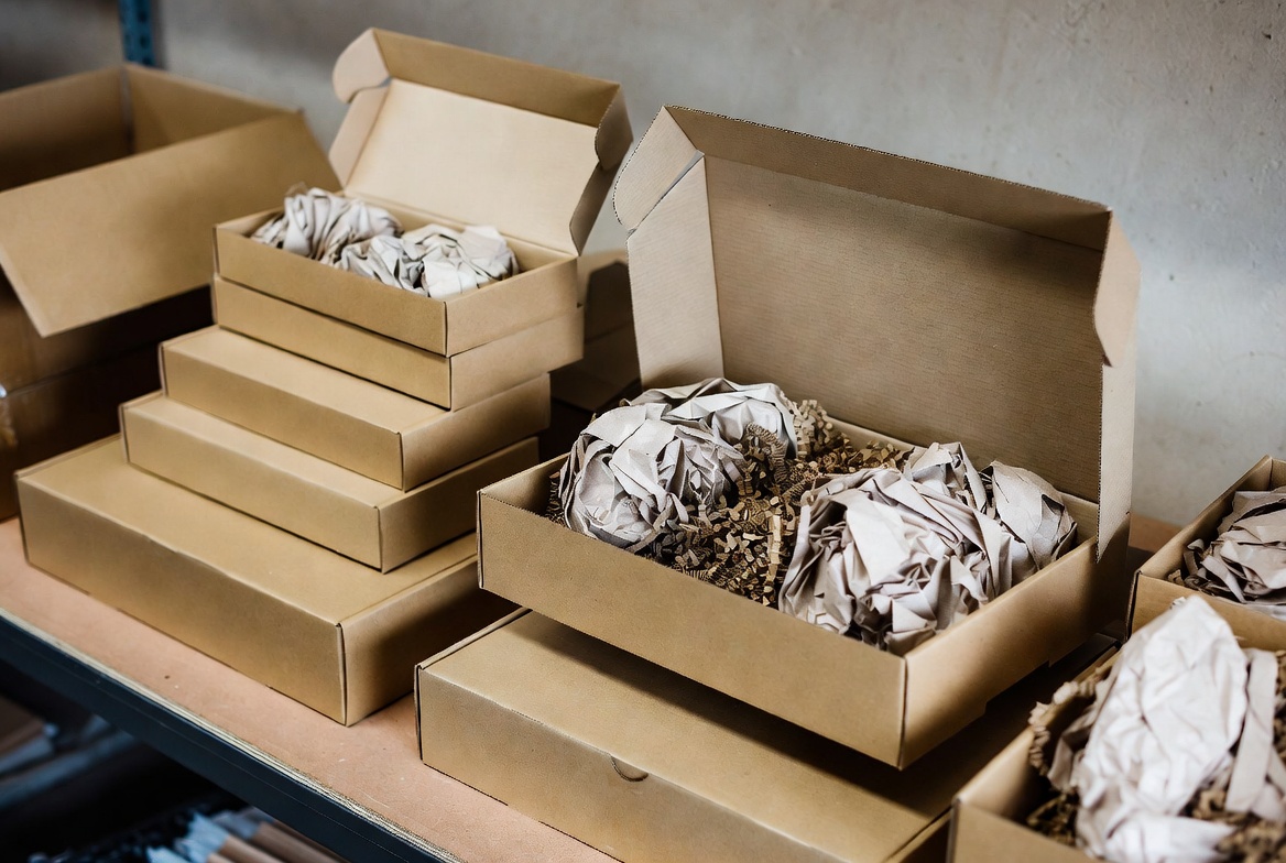 Sustainable Shipping Box Solution Sustainable Shipping Box Solution